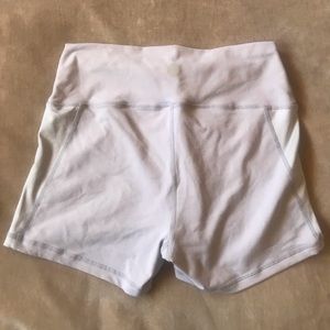 IAB - yoga short M dove gray